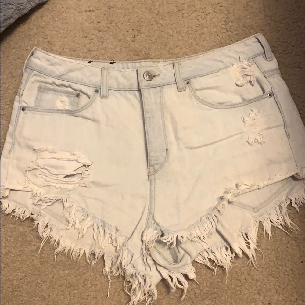 Light blue h&m distressed shorts